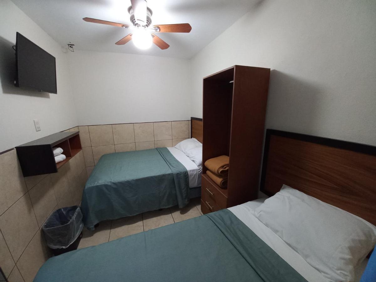 Hotel Hcm Guadalajara Eksteriør billede