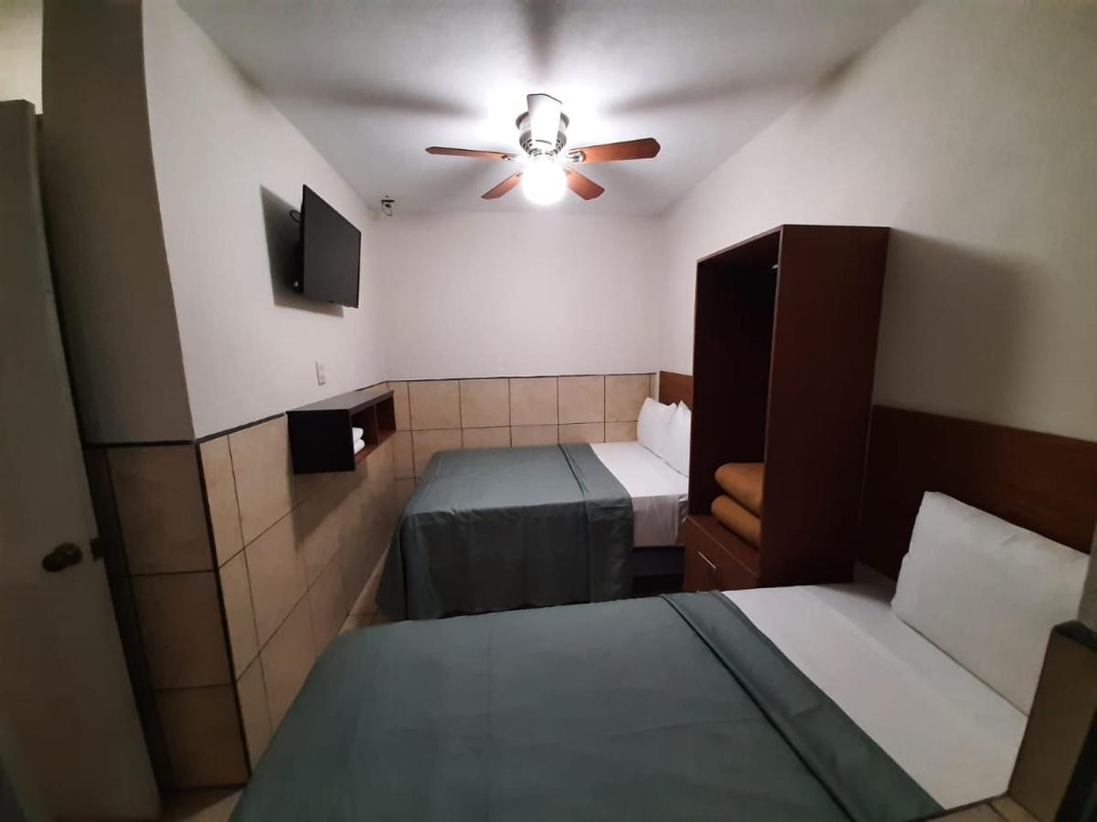 Hotel Hcm Guadalajara Eksteriør billede